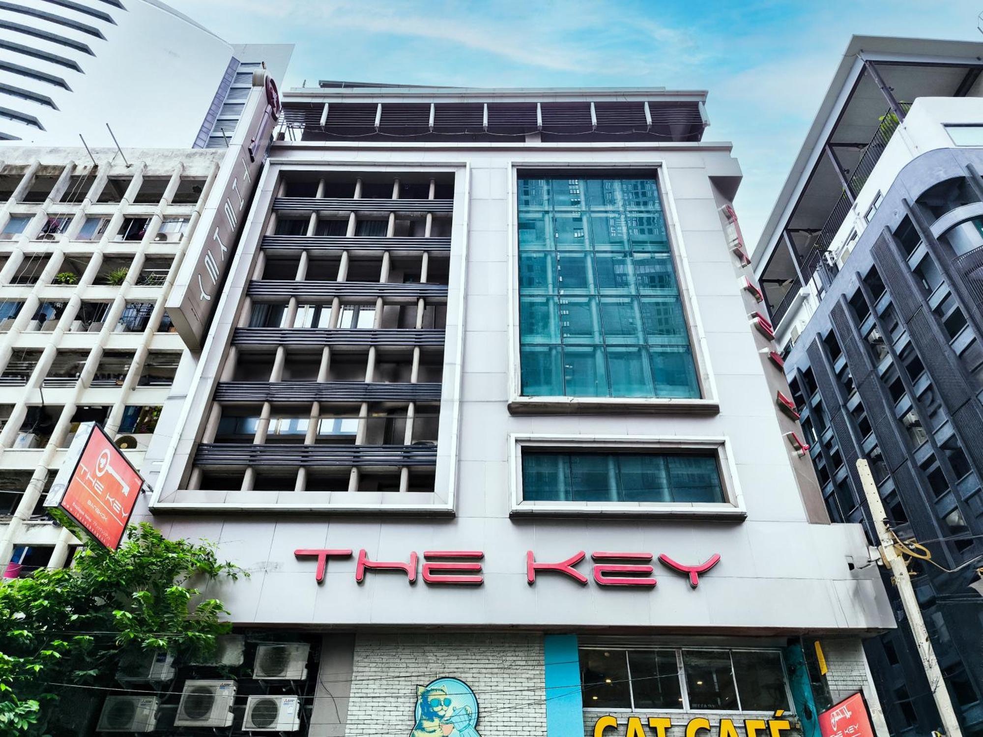The Key Khách sạn